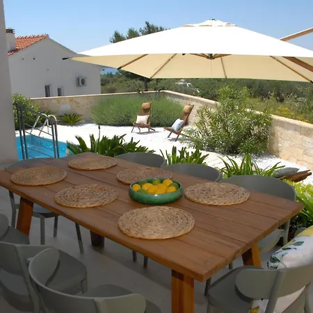 K Villa *