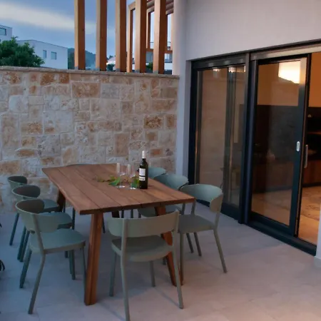 Villa K